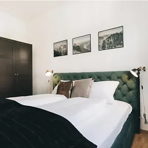 Apartment Tip! Zentraler Geht's Nicht! Premium In Der Altstadt, Dresden