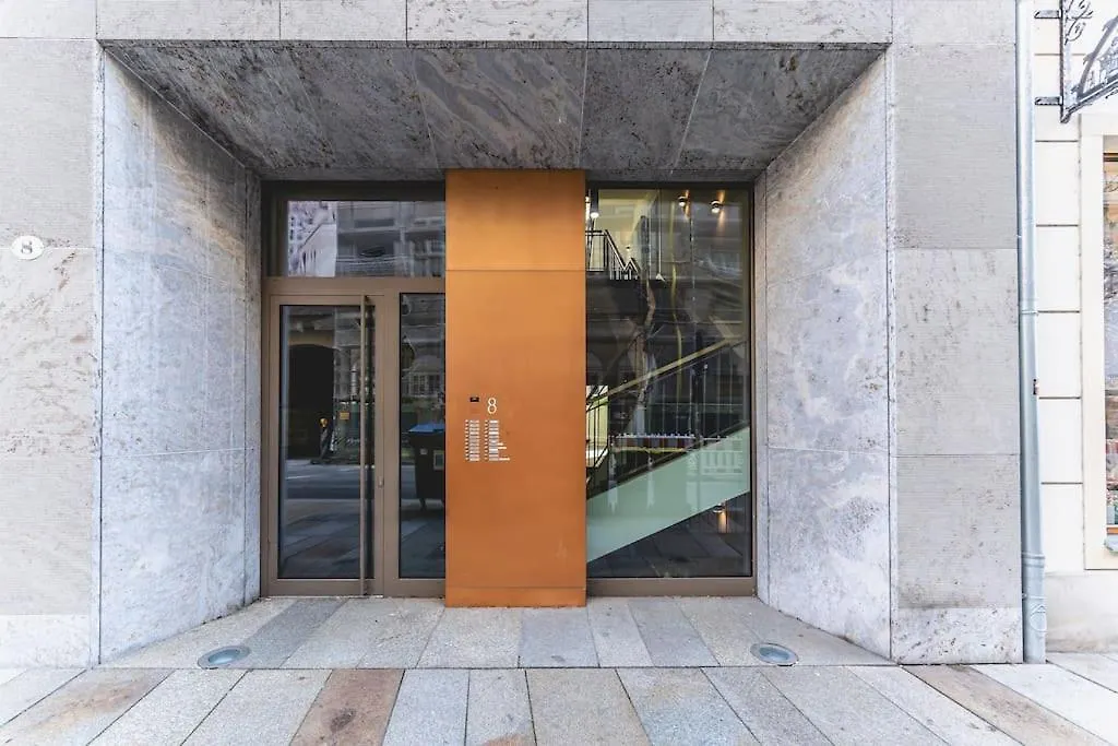 Tip! 120 Qm Apartment Direkt Am Neumarkt Dresden