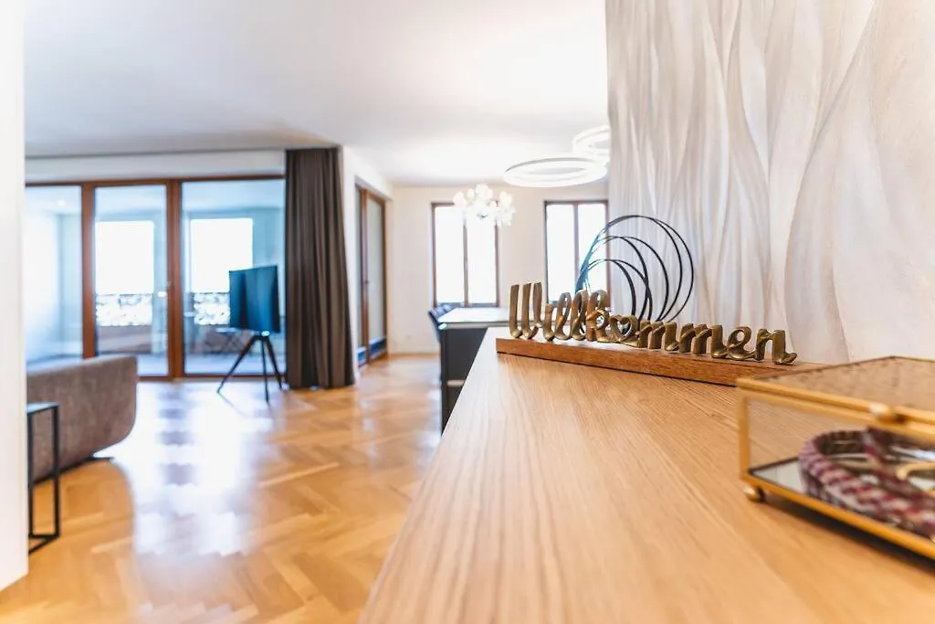 Tip! 120 Qm Apartment Direkt Am Neumarkt Dresden 0*,  Germany