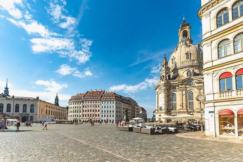 Tip! 120 Qm Apartment Direkt Am Neumarkt Dresden